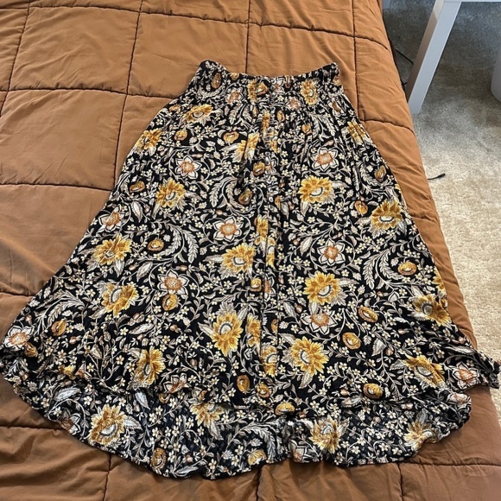 Rachel Zoe Floral Autumn Black and Yellow Women's Maxi Skirt front slit button